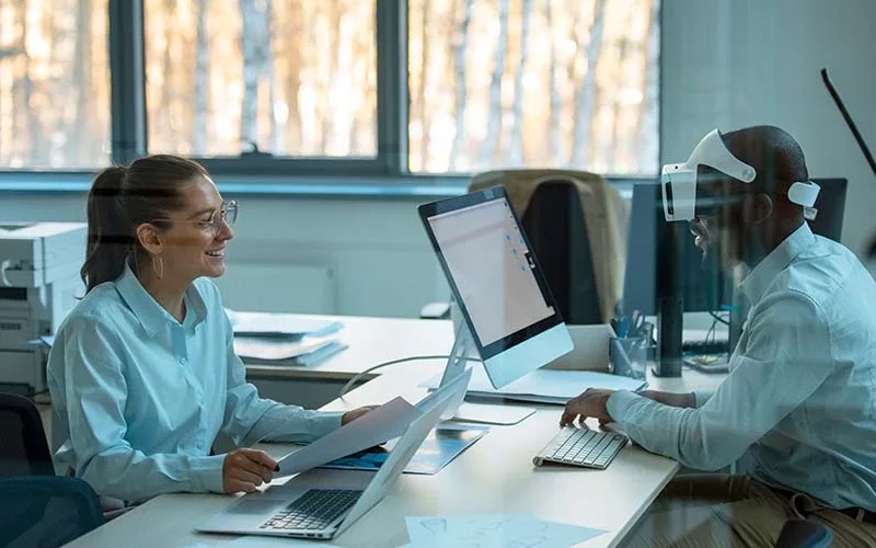 How Technology Transforms Hiring Processes